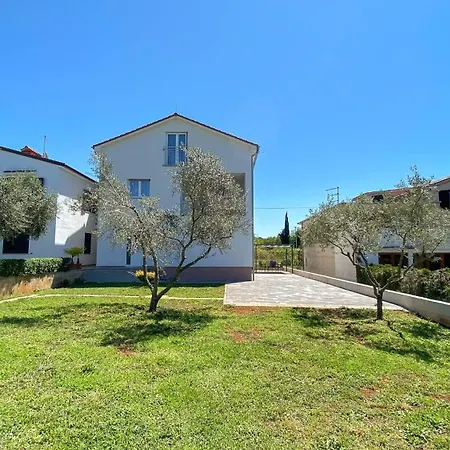 Sofia D * Novigrad Istria